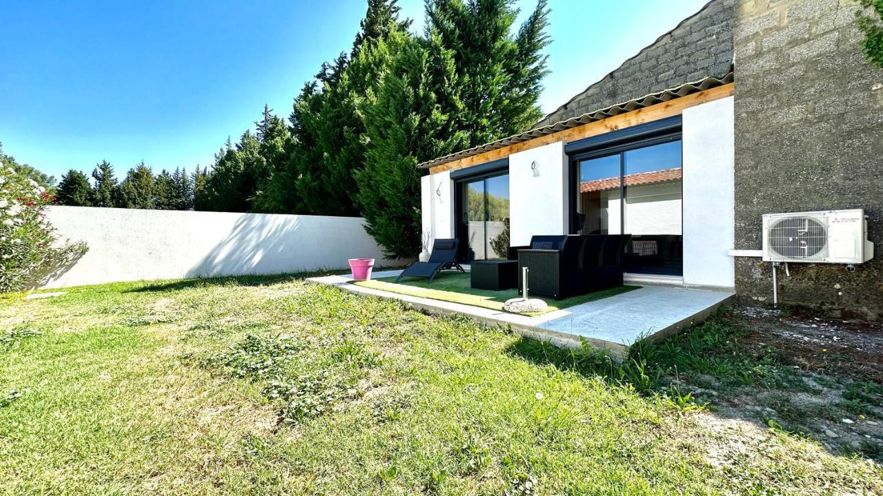 Le Petit Fresquounet Althen-des-Paluds Exterior photo